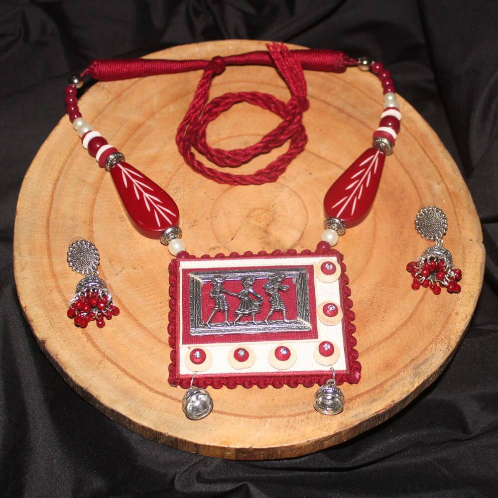 jute-jewellery-7-Maroon-Oxidized.jpg